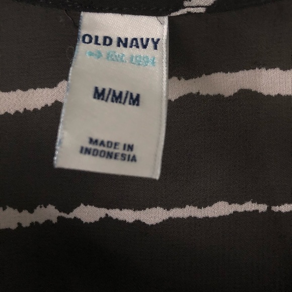 Old Navy Blouse Tank Top - Picture 3 of 3